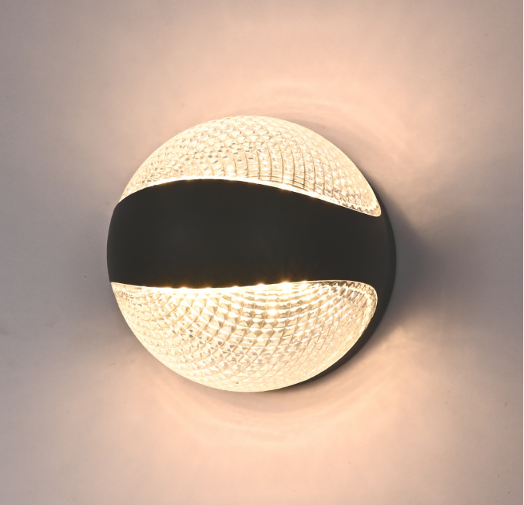 SU-425L OUTDOOR WALL LAMP