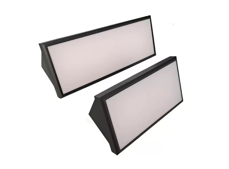 SU-543 OUTDOOR WALL LAMP