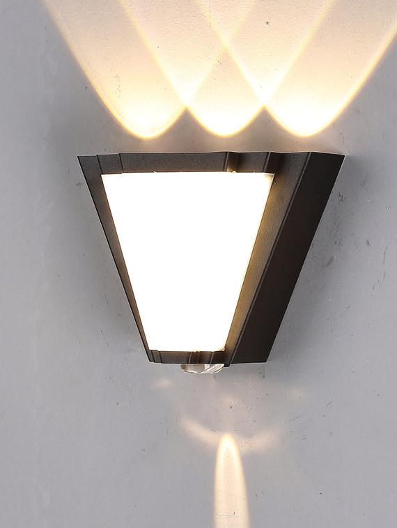SU-AL-09 OUTDOOR WALL LAMP