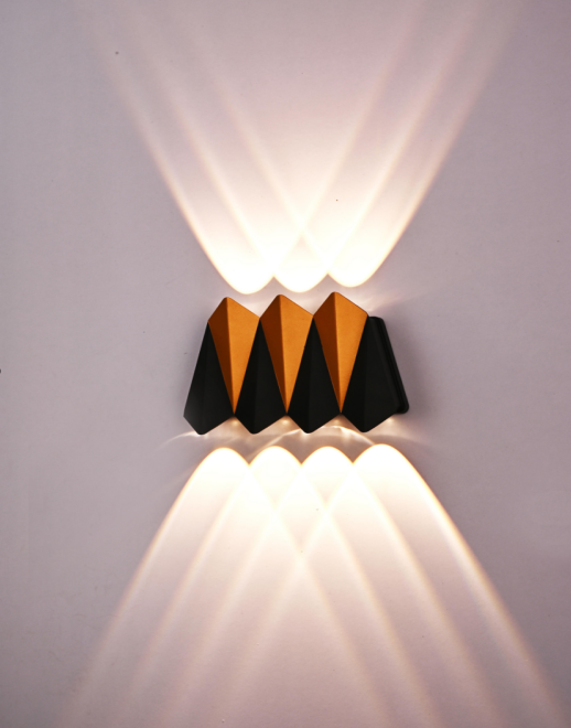 SU-AL-83 OUTDOOR WALL LAMP